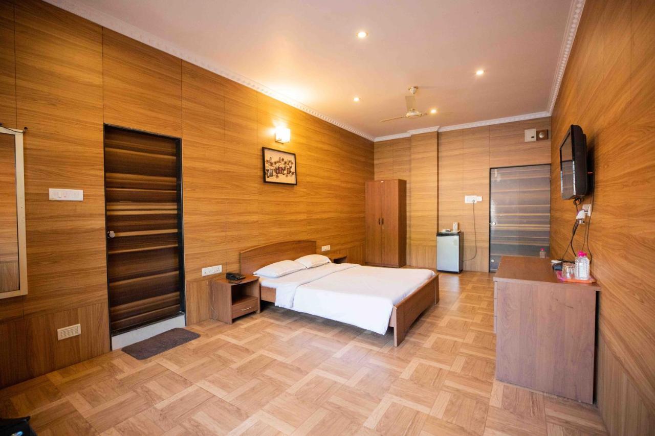 Gp Hotels And Resorts Nashik Bagian luar foto