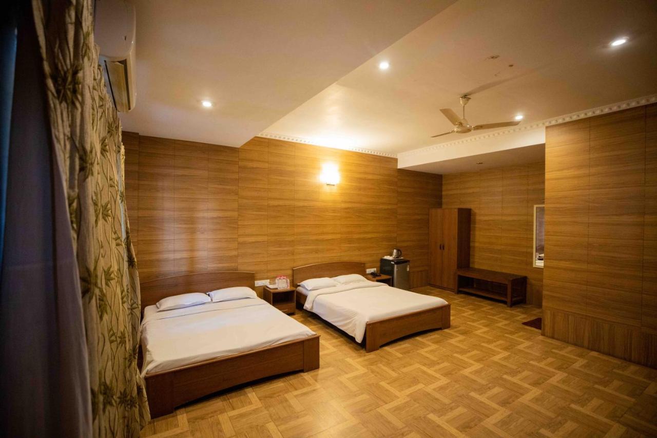 Gp Hotels And Resorts Nashik Bagian luar foto