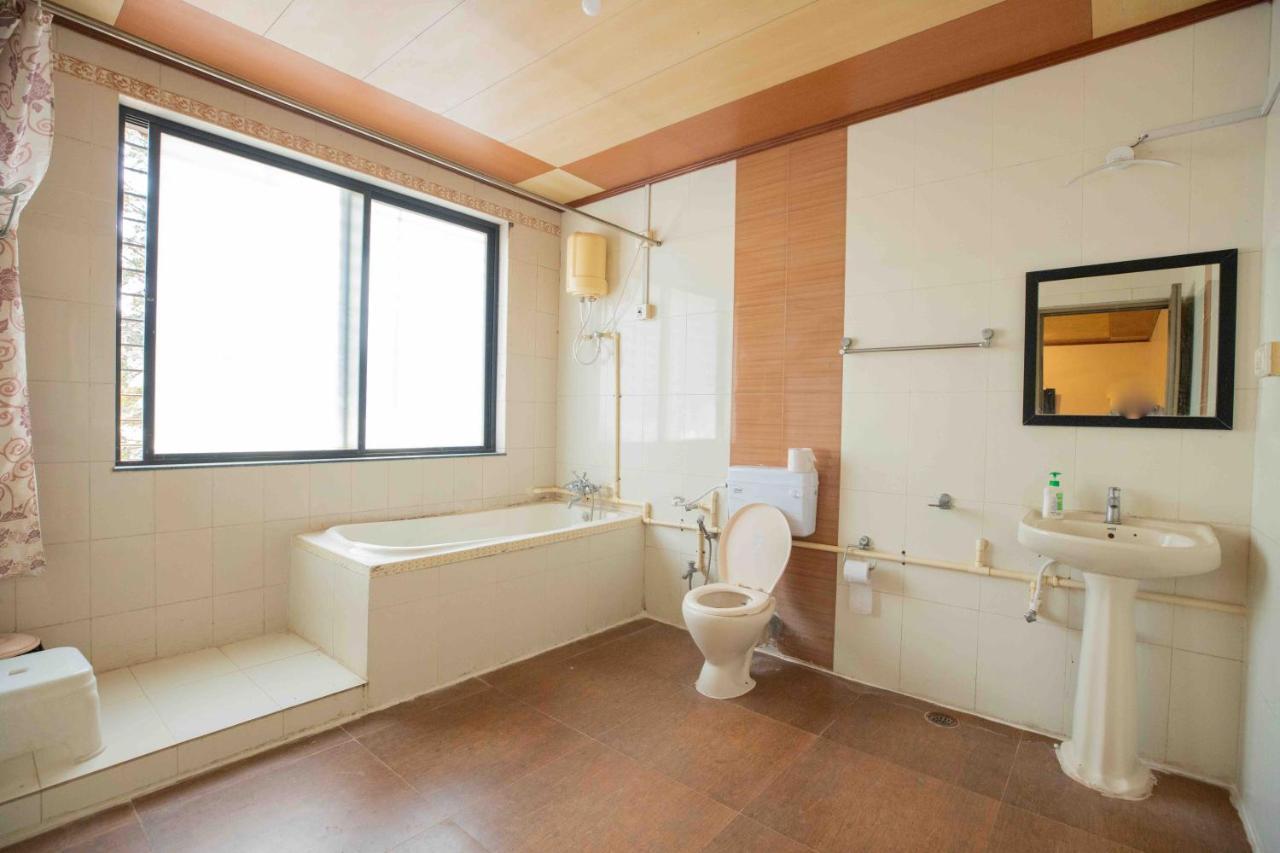 Gp Hotels And Resorts Nashik Bagian luar foto