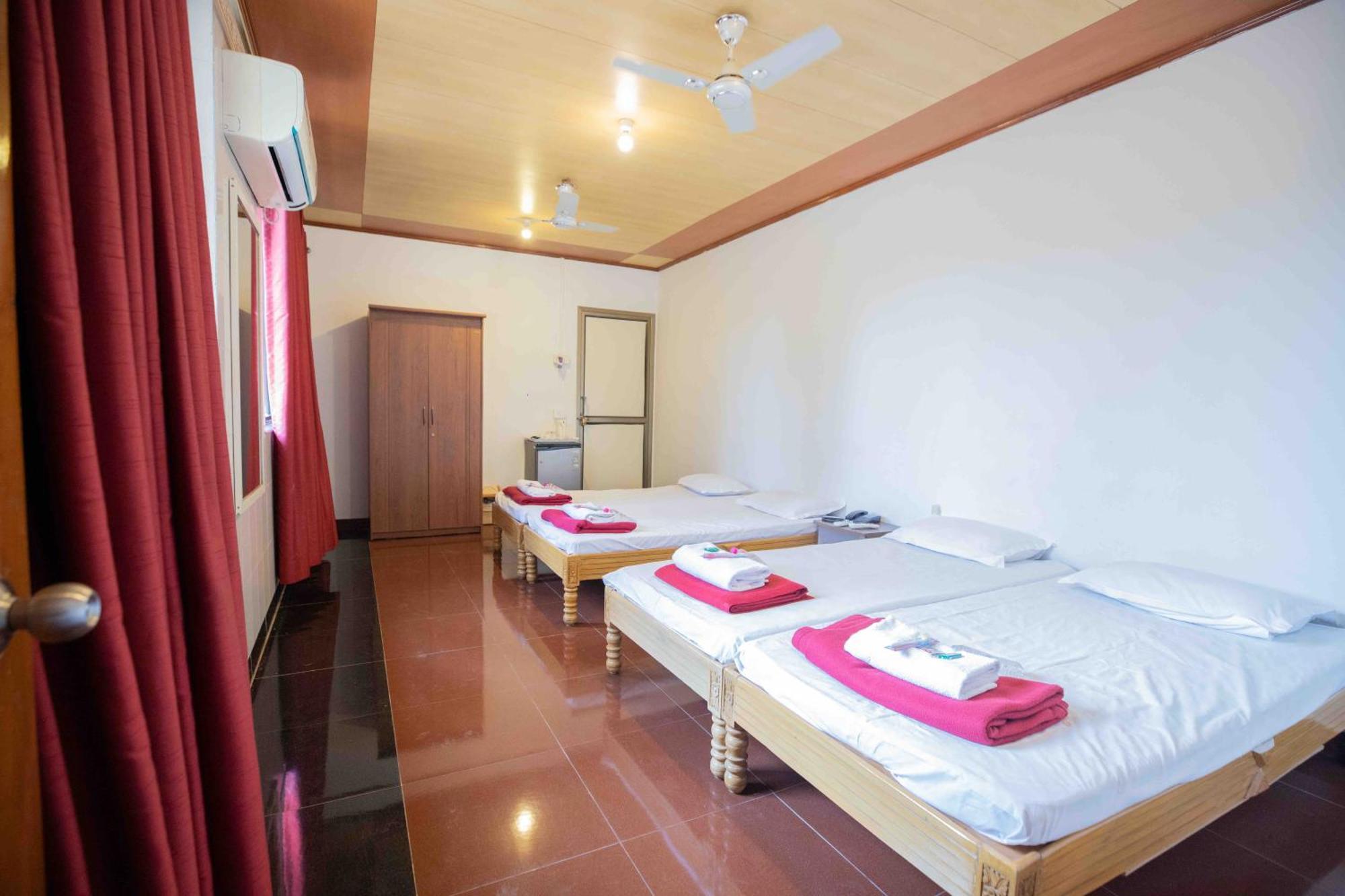 Gp Hotels And Resorts Nashik Bagian luar foto